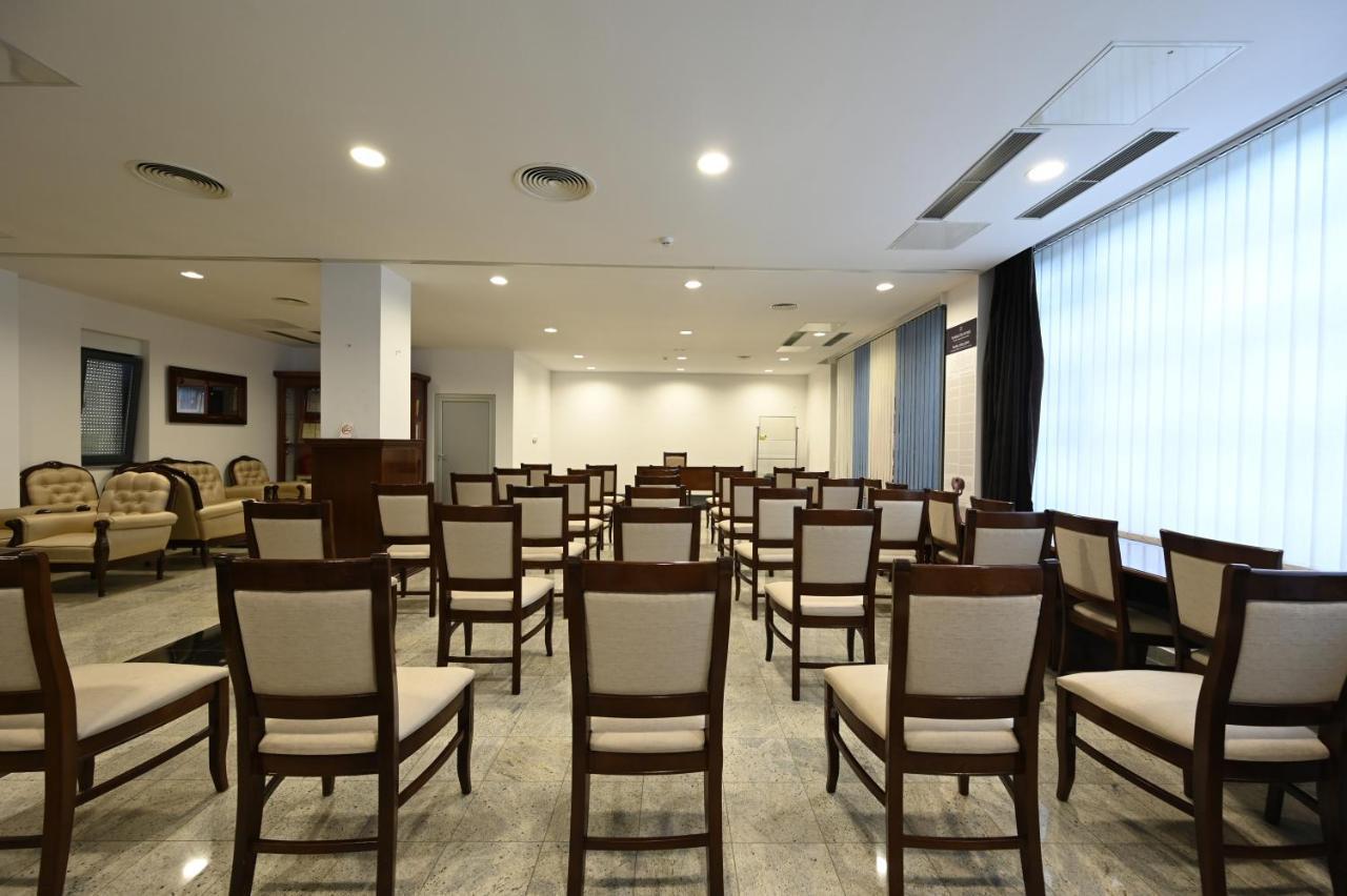 Hotel "Jkc Banja Luka" Esterno foto