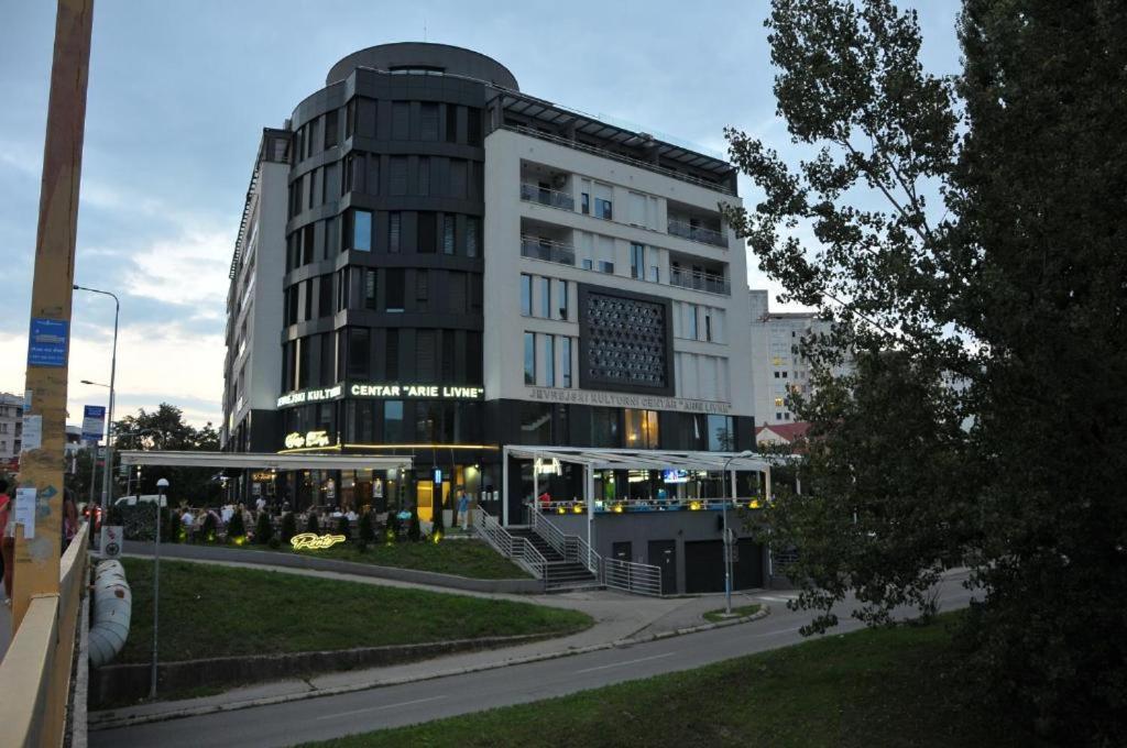 Hotel "Jkc Banja Luka" Esterno foto